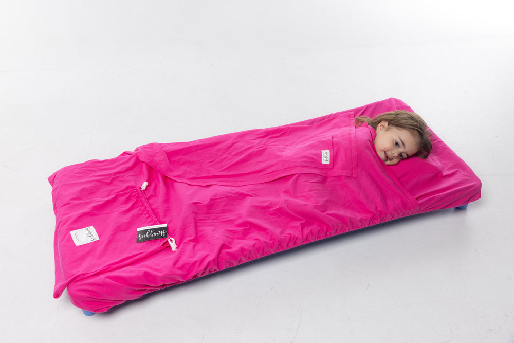 BRIGHT PINK DAYCARE SHEET SET