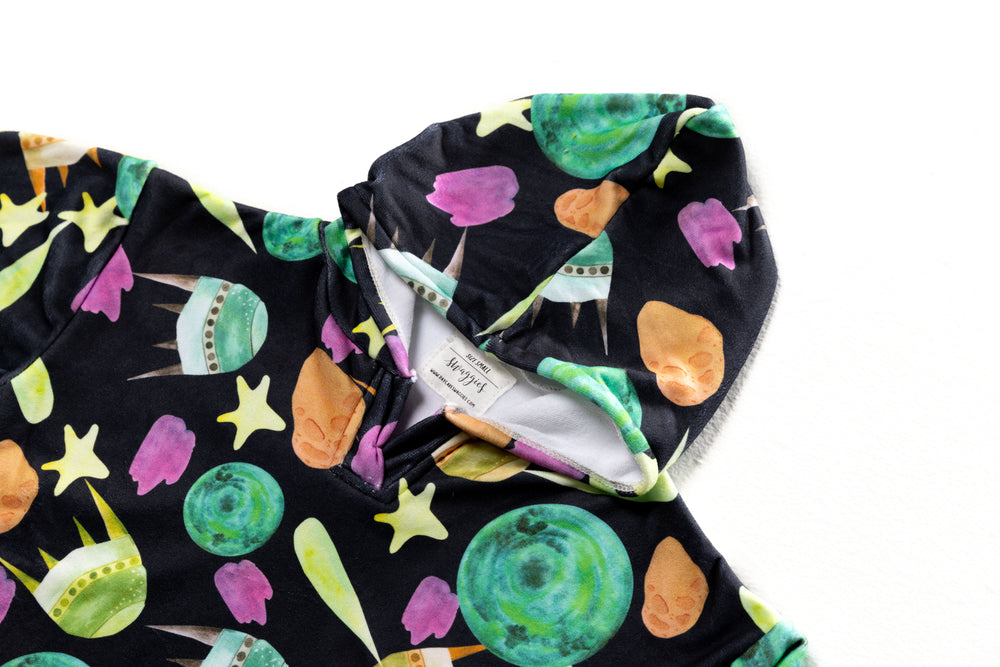FACTORY SECONDS: TO INFINITY & BEYOND HOODED TOWEL