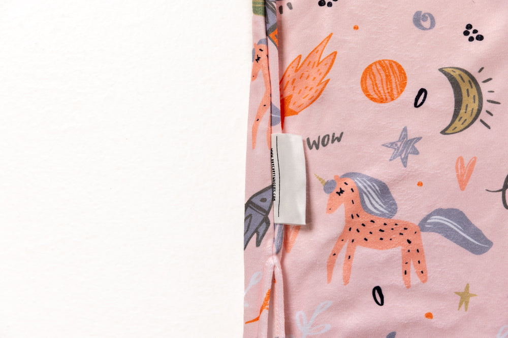 MOON DUST HOODED TOWEL
