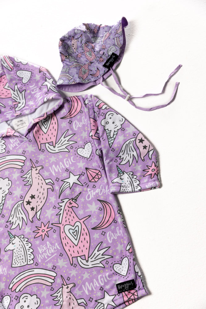 FACTORY SECONDS: UNICORN MAGIC HOODED TOWEL