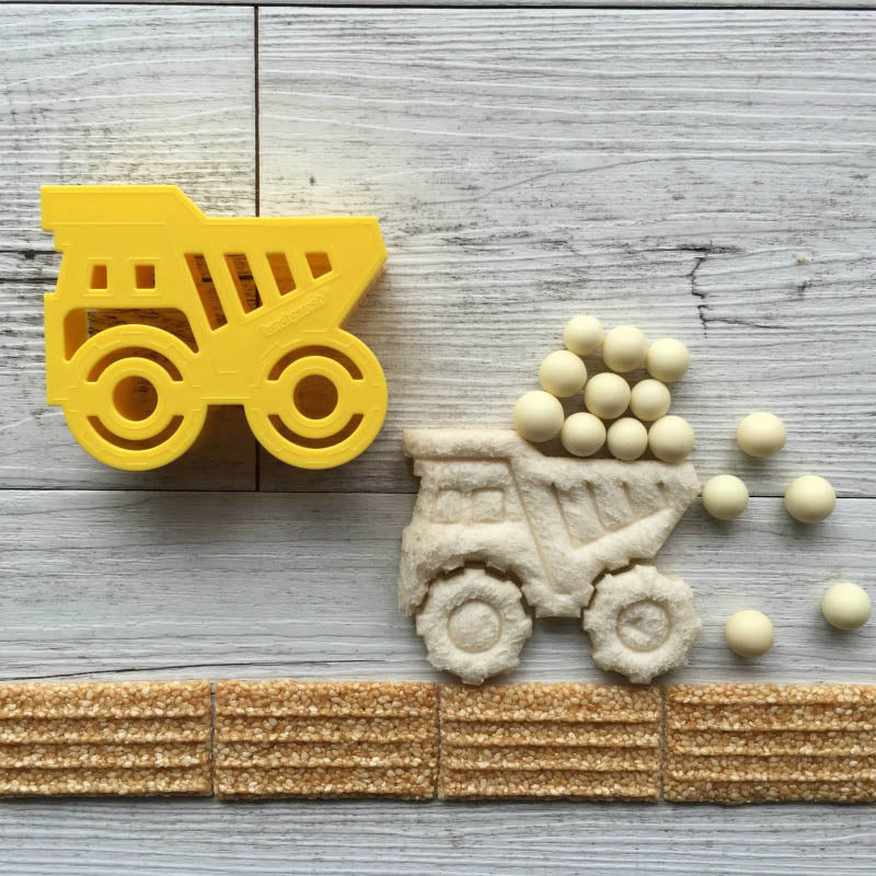 LUNCH PUNCH SANDWICH CUTTERS - CONSTRUCTION