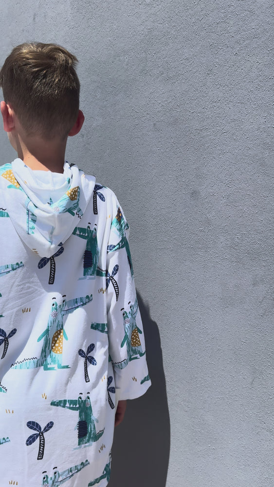 
            
                Load and play video in Gallery viewer, CRIKEY CROCS HOODED TOWEL
            
        